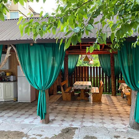 פיזונדה Sun Hotel Guest House מראה חיצוני תמונה